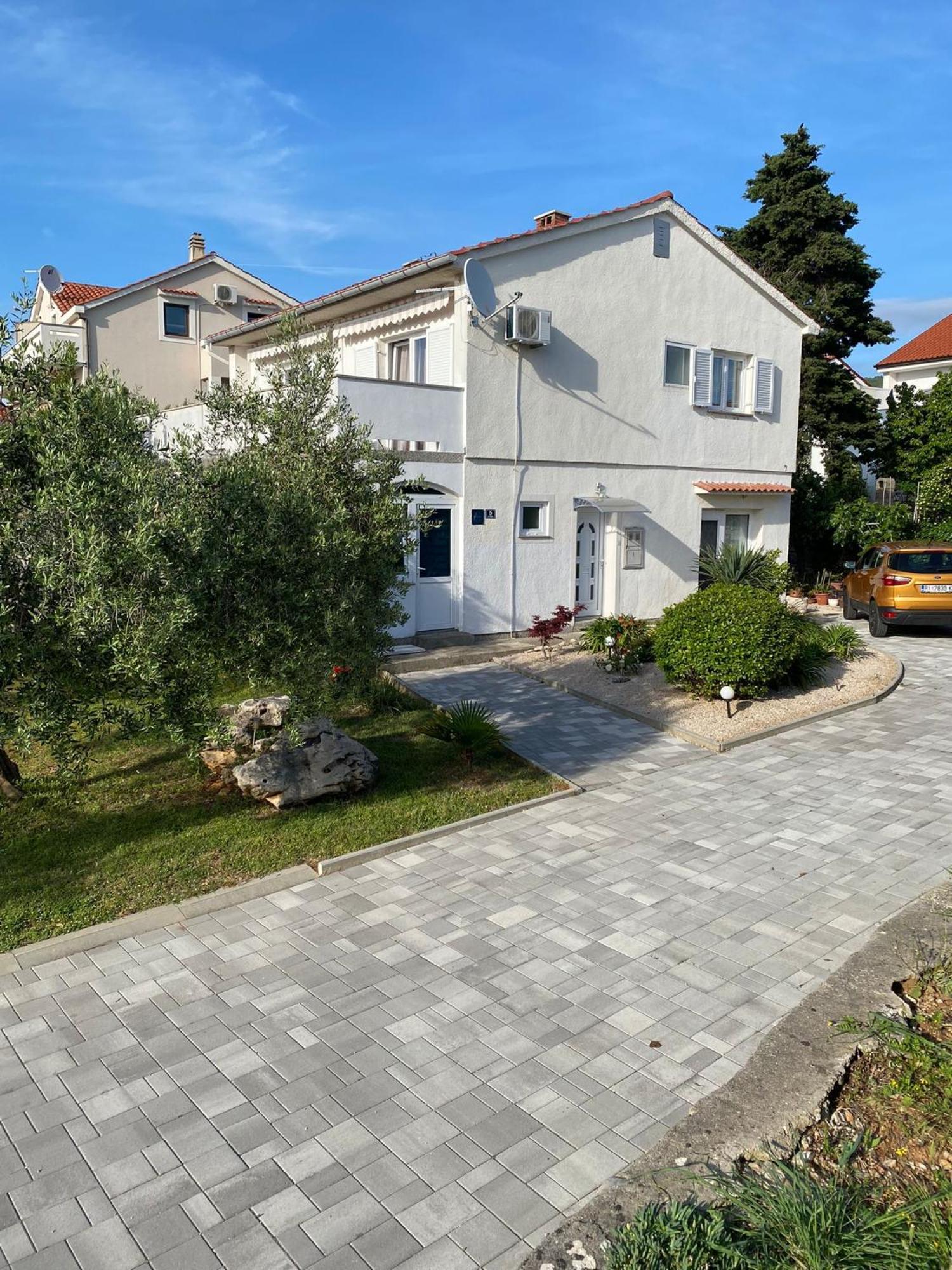 Apartment Lucia Punat Exterior photo